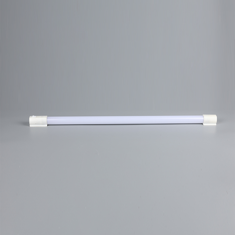 Easy to install T8 PC batten lamp with switch 0.6m 9w 1.2m 18w